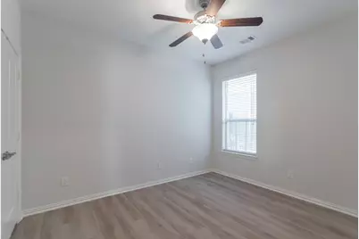 7 E Deer River Circle, The Woodlands, TX 77389 - Photo 35
