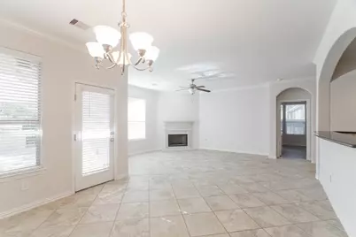 7 E Deer River Circle, The Woodlands, TX 77389 - Photo 23