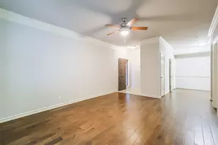 2700 Revere St, Houston, TX 77098 - Photo 5