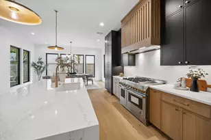 1223 W Drew St, Houston, TX 77006 - Photo 13