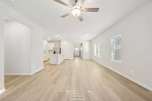 14230 Granger Pointe Ln, Conroe, TX 77302 - Photo 5