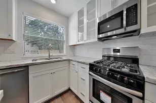 32 E Lance Leaf Rd, The Woodlands, TX 77381 - Photo 5