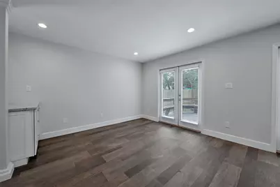 32 E Lance Leaf Road, The Woodlands, TX 77381 - Photo 11