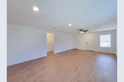 314 Harbor Bend Court, Willis, TX 77378 - Photo 9