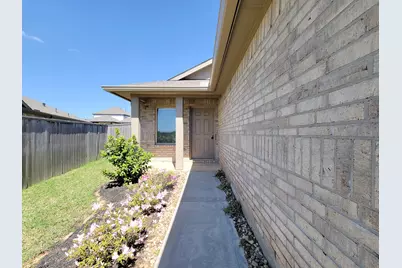 314 Harbor Bend Court, Willis, TX 77378 - Photo 5
