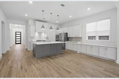 8011 Fenway Heights Drive, The Woodlands, TX 77389 - Photo 13