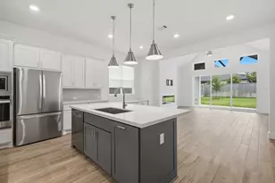 8011 Fenway Hts Dr, The Woodlands, TX 77389 - Photo 11