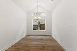 8011 Fenway Hts Dr, The Woodlands, TX 77389 - Photo 5