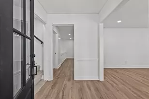 8011 Richmond Ave, Houston, TX 77063 - Photo 3