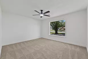 8011 Richmond Ave, Houston, TX 77063 - Photo 19