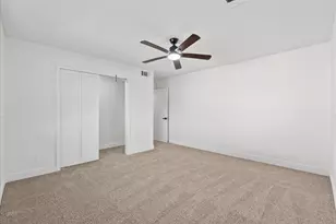 8011 Richmond Ave, Houston, TX 77063 - Photo 21