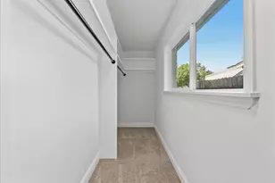 8011 Richmond Ave, Houston, TX 77063 - Photo 15