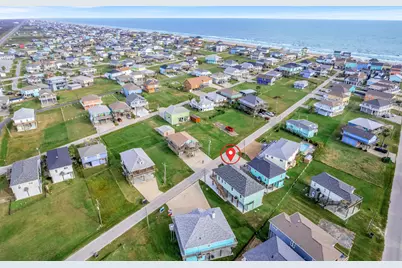 971 Tidelands Drive, Crystal Beach, TX 77650 - Photo 9