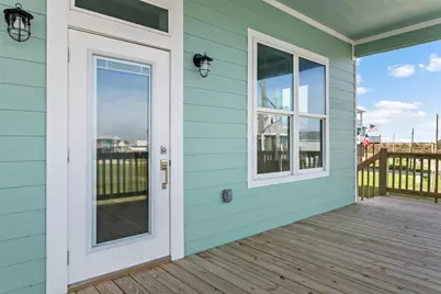 971 Tidelands Drive, Crystal Beach, TX 77650 - Photo 15