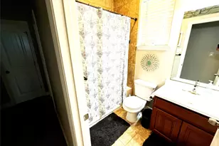 11922 Mulberry Dr, Mont Belvieu, TX 77535 - Photo 17