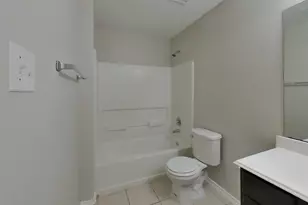 8515 Bartletts Harbor Ct, Houston, TX 77040 - Photo 17