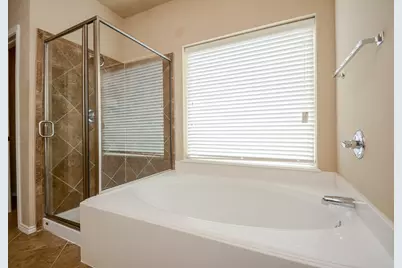 13027 Sweetgum Shores Drive, Houston, TX 77044 - Photo 29