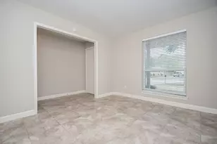 13607 Elm Ct, Sugar Land, TX 77498 - Photo 3