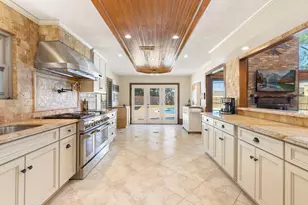 8202 Forest Ridge Rd, Spring, TX 77379 - Photo 7