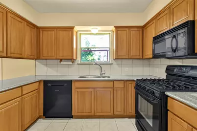 523 Oakdale Avenue, Shoreacres, TX 77571 - Photo 9