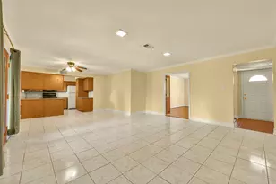 523 Oakdale Ave, Shoreacres, TX 77571 - Photo 7