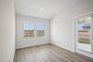 17423 Butterfly Orchid Ln, Waller, TX 77484 - Photo 5