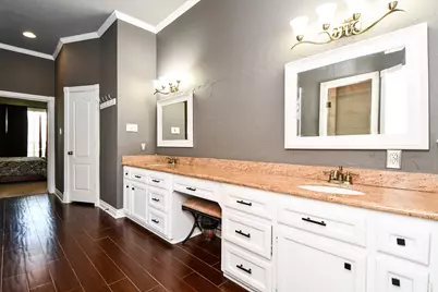 7311 Timberlake Drive, Sugar Land, TX 77479 - Photo 21