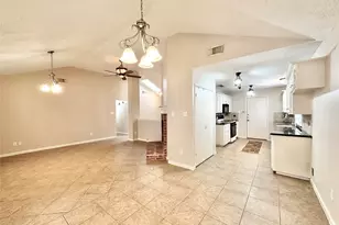 11614 Easterling Dr, Houston, TX 77065 - Photo 9