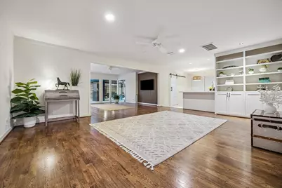 4111 Martinshire Drive, Houston, TX 77025 - Photo 13