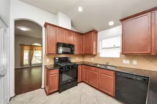 13918 Goodridge Dr, Houston, TX 77048 - Photo 7