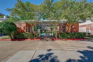 2438 Bering Dr, Houston, TX 77057 - Photo 25