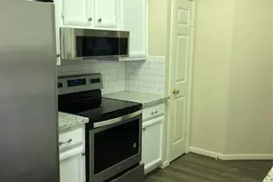 2438 Bering Dr, Houston, TX 77057 - Photo 9