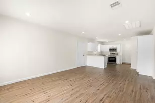 1309 Bragg St, Houston, TX 77009 - Photo 9