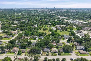 4717 Chrystell Ln, Houston, TX 77092 - Photo 35