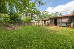 201 N Cleveland Ave, Cleveland, TX 77327 - Photo 31