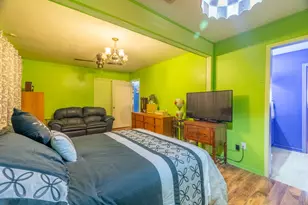 201 N Cleveland Ave, Cleveland, TX 77327 - Photo 21