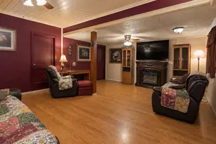 201 N Cleveland Ave, Cleveland, TX 77327 - Photo 9