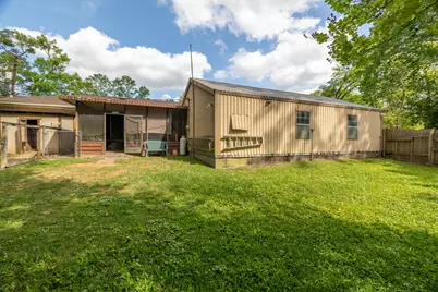 201 N Cleveland Avenue, Cleveland, TX 77327 - Photo 5