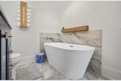 1105 Ball, Galveston, TX 77550 - Photo 37