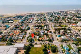 1105 Ball, Galveston, TX 77550 - Photo 33