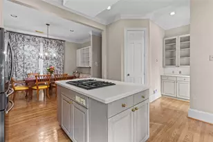 2515 N MacGregor Way, Houston, TX 77004 - Photo 5