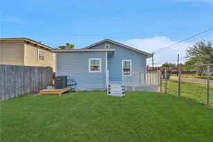 2221 Grover Ave, Galveston, TX 77551 - Photo 27