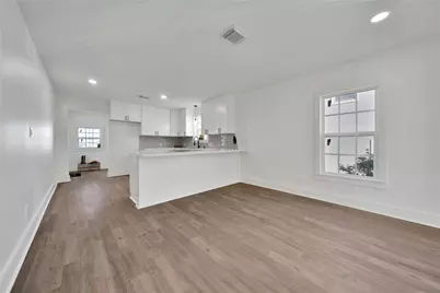 2221 Grover Avenue, Galveston, TX 77551 - Photo 33