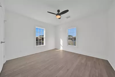 2221 Grover Avenue, Galveston, TX 77551 - Photo 17