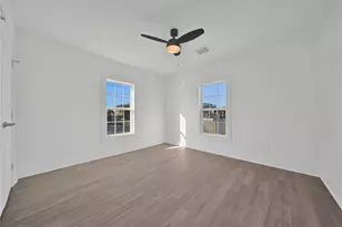 2221 Grover Ave, Galveston, TX 77551 - Photo 17