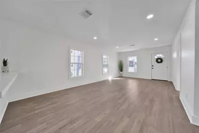 2221 Grover Avenue, Galveston, TX 77551 - Photo 31