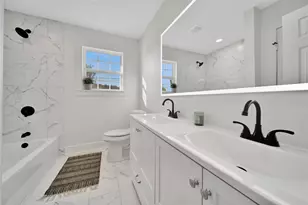 2221 Grover Ave, Galveston, TX 77551 - Photo 19