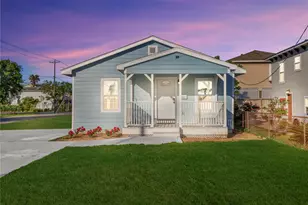 2221 Grover Ave, Galveston, TX 77551 - Photo 5