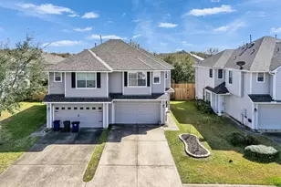 483 Folk Crest Ln, Dickinson, TX 77539 - Photo 1