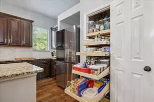 2 Woodmoor Pl, Magnolia, TX 77354 - Photo 11